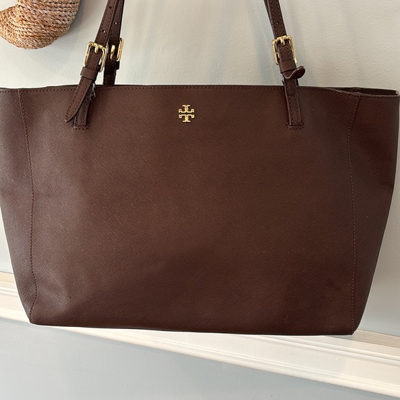🍂🤎👜Tory Burch Brown Saffiano Large leather tote - Picture 2 of 15